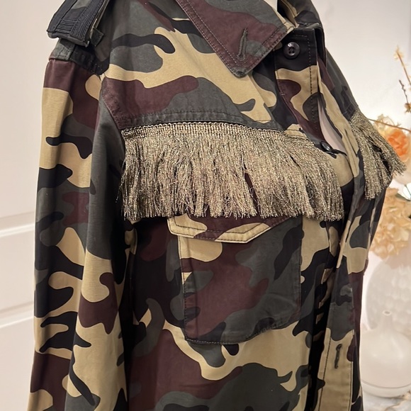 Moussy Japanese Street brand fringed green camo military jacket - Picture 3 of 9